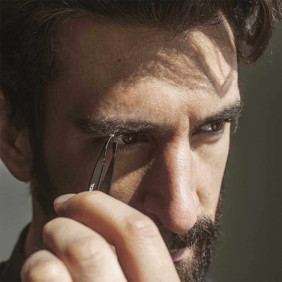 Stop aux mauvais poils avec le kit pour homme Sourcils & Barbe de L